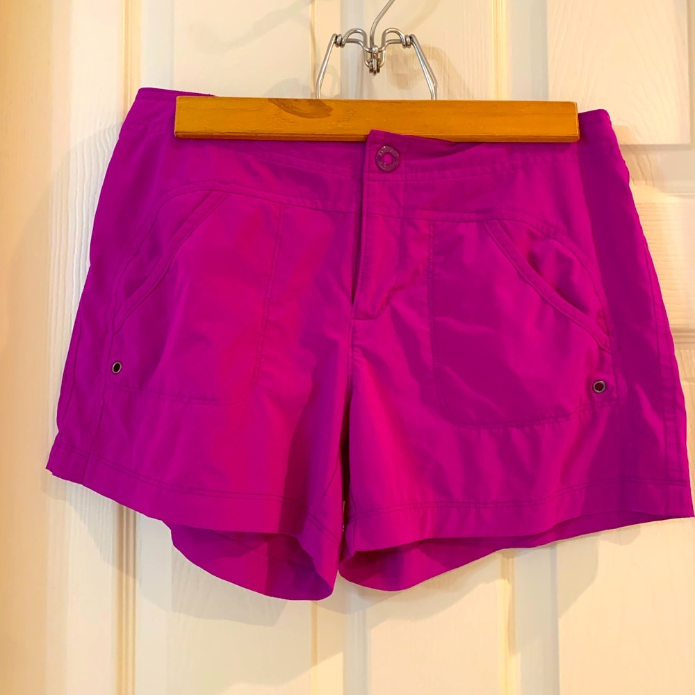 Athlete size 6 rose board shorts